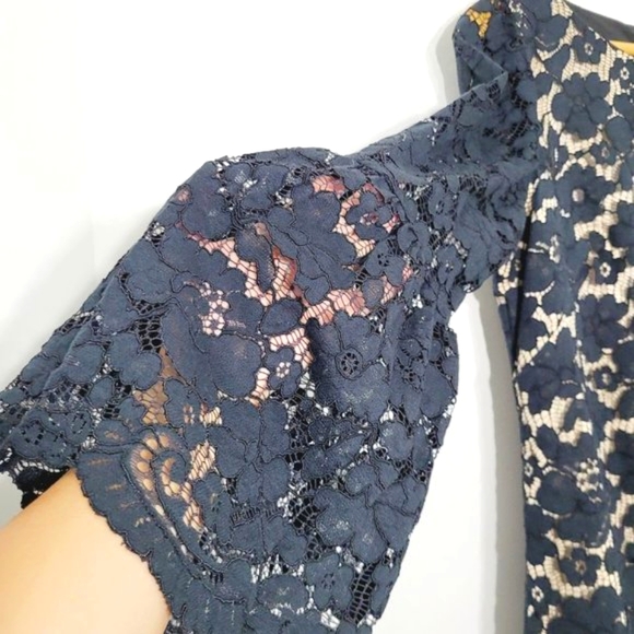 Vince Camuto Lace Shift Dress Bell Sleeves Semi Formal Scoop Neckline Womens 8 - Picture 12 of 12